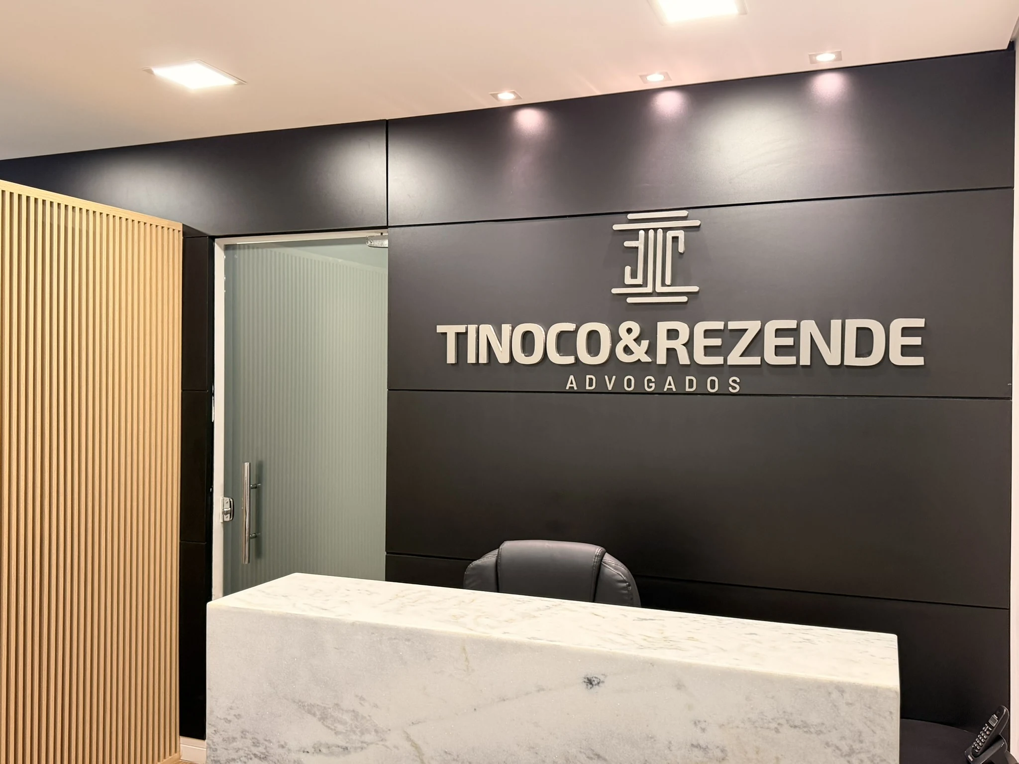 Recepção do escritório Tinoco & Rezende Advogados em Belo Horizonte